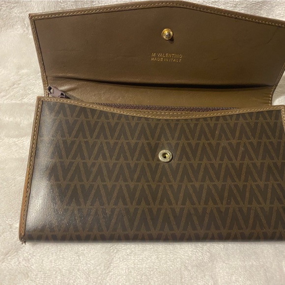 Mario Valentino Vintage Wallet - Picture 6 of 6